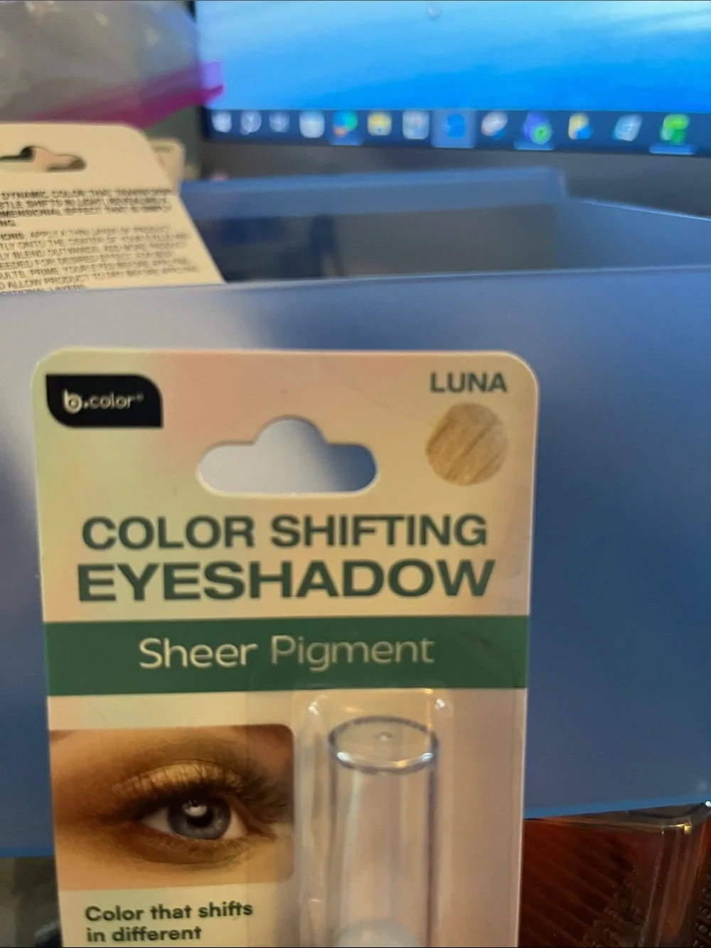 b.color Aurora and Luna Color-Shifting Eyeshadow — Pink to Purple Sheer Pigment